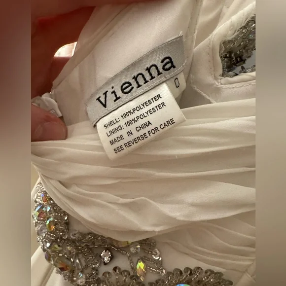 Straplesss prom dress - Picture 4 of 4